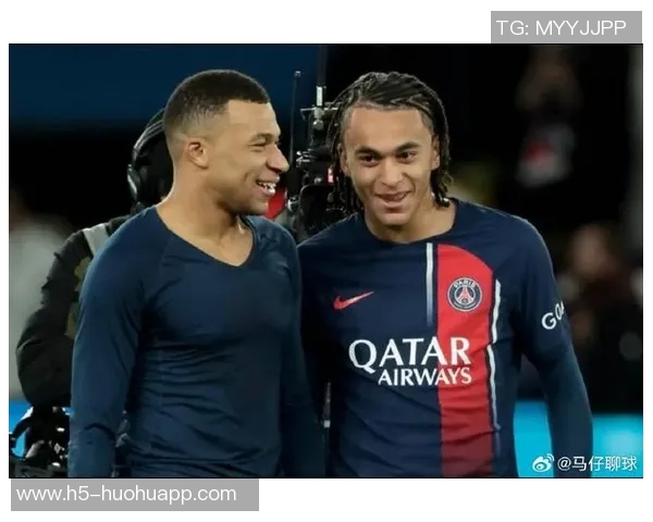 姆巴佩分享弟弟绝平巴黎庆祝瞬间感慨剧情太疯狂我的明星小弟真棒