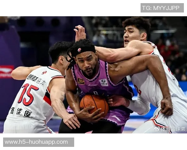 广州男篮引进委内瑞拉国家队体能教练里卡多洛佩兹助力球队新赛季