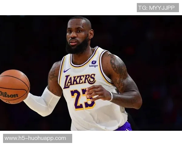 媒体人分析詹姆斯奖项前景暗淡约基奇文班不容小觑KD运气助力争夺一阵